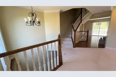 106 Village Ct, Ohio Township, PA 15143 - Photo 7