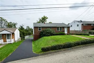 121 Vetter Dr, Pittsburgh, PA 15235 - Photo 1