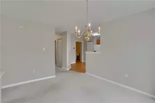 724 Spencer Woods Dr, Pittsburgh, PA 15116 - Photo 15