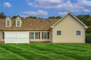 724 Spencer Woods Dr, Pittsburgh, PA 15116 - Photo 43