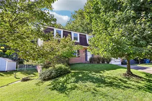 134 Peridot Dr, Verona, PA 15147 - Photo 3