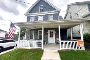 209 Wayne St, Claysville, PA 15323 - Photo 1