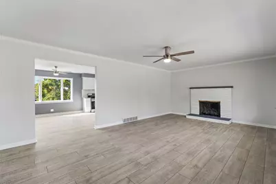 126 E Edison Avenue, New Castle, PA 16101 - Photo 5