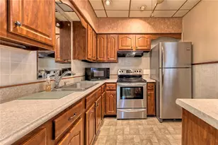 2405 Cronemeyer St, McKeesport, PA 15132 - Photo 3