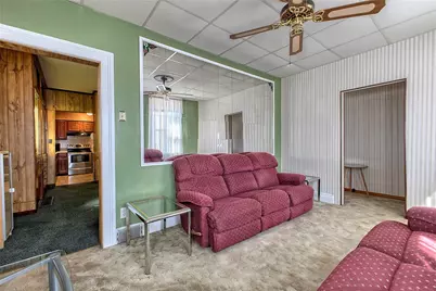 2405 Cronemeyer St, McKeesport, PA 15132 - Photo 9