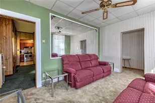 2405 Cronemeyer St, McKeesport, PA 15132 - Photo 9
