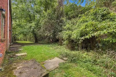 2501 Lincoln Ave, Clairton, PA 15025 - Photo 11