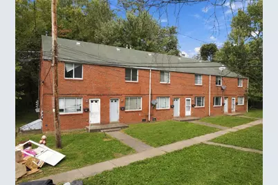2501 Lincoln Ave, Clairton, PA 15025 - Photo 1