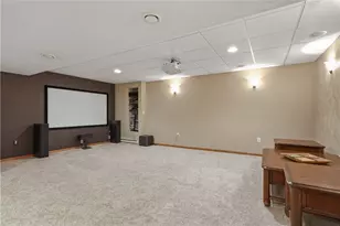 721 Stonebridge Dr, North Huntingdon, PA 15642 - Photo 37