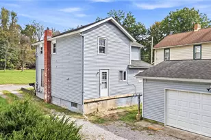 138 Strawbridge Ave, Sharon, PA 16146 - Photo 3