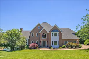 7 Hawthorne Ln, Irwin, PA 15642 - Photo 1