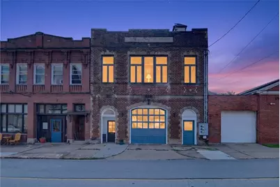 420 Market St, Freeport, PA 16229 - Photo 1