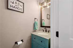 402 Pin Oak Dr, South Fayette, PA 15057 - Photo 11