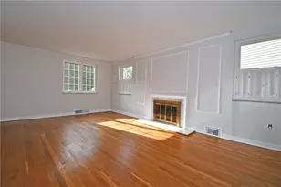 4726 Rolling Hills Rd, Pittsburgh, PA 15236 - Photo 5