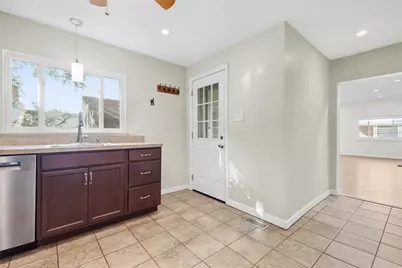 2410 Leticoe St, Pittsburgh, PA 15203 - Photo 13