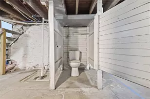 2410 Leticoe St, Pittsburgh, PA 15203 - Photo 33