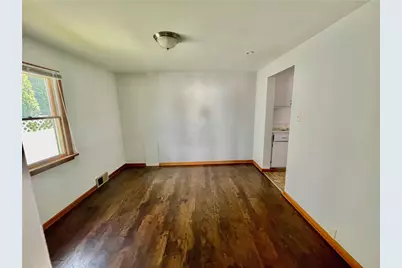 746 6th Ave, Coraopolis, PA 15108 - Photo 5