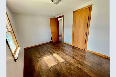 746 6th Ave, Coraopolis, PA 15108 - Photo 17