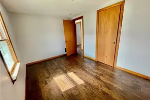 746 6th Ave, Coraopolis, PA 15108 - Photo 17