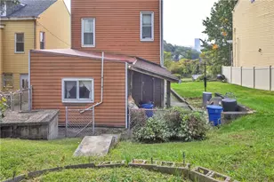 912 Mina St, Spring Hill, PA 15212 - Photo 7
