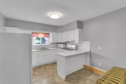 912 Mina St, Spring Hill, PA 15212 - Photo 17