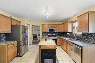 1108 Redoak Dr, Penn Twp, PA 15636 - Photo 11
