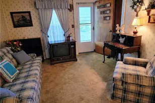 183 Dorothy Ave, Leechburg Boro, PA 15656 - Photo 3
