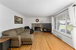 1238 Lakemont Dr, Pittsburgh, PA 15243 - Photo 5