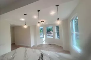 844 Gearing Ave, Pittsburgh, PA 15210 - Photo 11