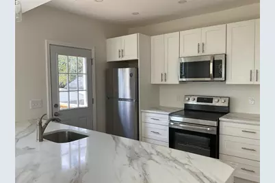 844 Gearing Ave, Pittsburgh, PA 15210 - Photo 9