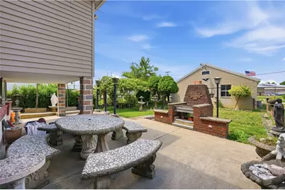 38 Franklin, Ellwood City, PA 16117 - Photo 5