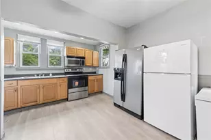 718 Lookout Ave, Charleroi Boro, PA 15022 - Photo 11