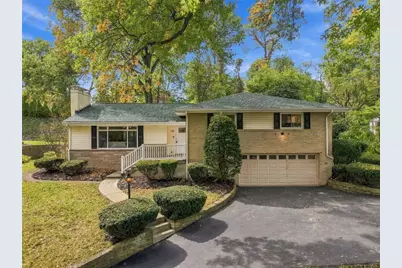 119 Saxony Dr, Pittsburgh, PA 15241 - Photo 1