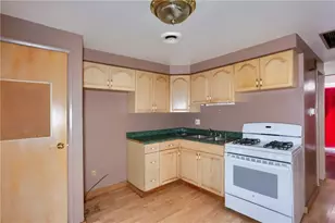 1723 Lowrie, Pittsburgh, PA 15212 - Photo 9