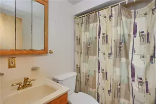 1723 Lowrie, Pittsburgh, PA 15212 - Photo 37