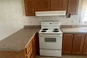1 Grandview Dr, Perry Township, PA 16130 - Photo 5
