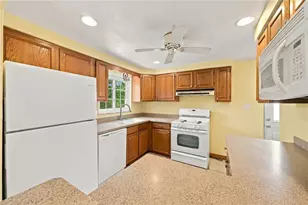 146 W Patty Ln, Monroeville, PA 15146 - Photo 7