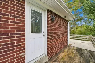 146 W Patty Ln, Monroeville, PA 15146 - Photo 23