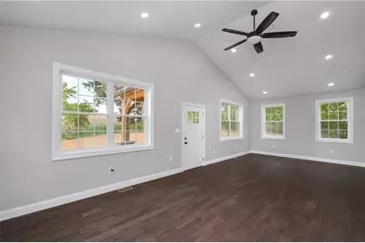 156 Moran Rd, Summit Township, PA 16002 - Photo 5