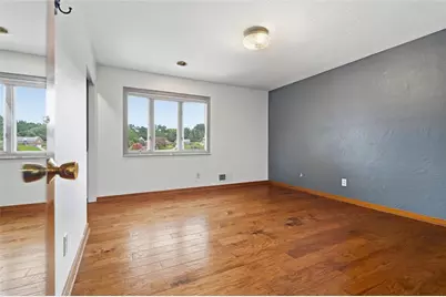 4770 Sherwood Dr, Pittsburgh, PA 15236 - Photo 19