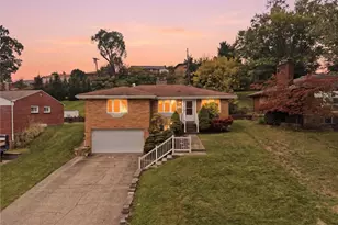 4770 Sherwood Dr, Pittsburgh, PA 15236 - Photo 3