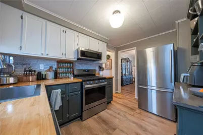 501 Hillcrest Ave, Patterson Township, PA 15010 - Photo 9