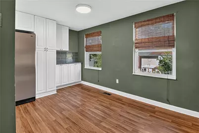 24 W Cortland Dr, Kennedy Township, PA 15136 - Photo 5