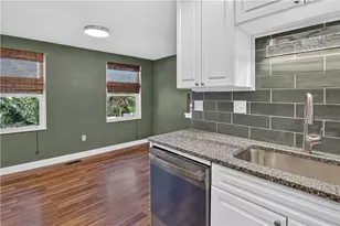 24 W Cortland Dr, Kennedy Township, PA 15136 - Photo 7