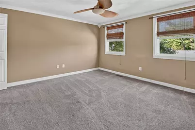24 W Cortland Dr, Kennedy Township, PA 15136 - Photo 21