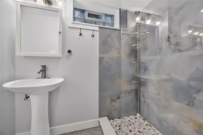 1542 Hawthorne St, Pittsburgh, PA 15201 - Photo 31