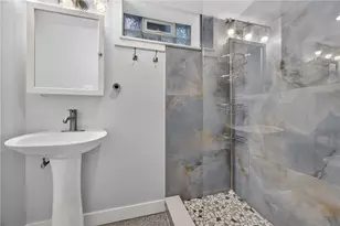1542 Hawthorne St, Pittsburgh, PA 15201 - Photo 31