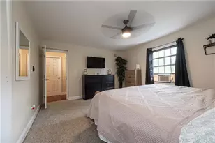 746 Carriage Cir, Pittsburgh, PA 15205 - Photo 11