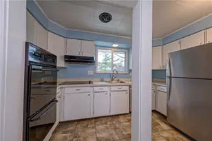 4798 Oakridge Dr, Pittsburgh, PA 15227 - Photo 7
