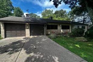 266 Harrison Rd, Wilkins Township, PA 15145 - Photo 1